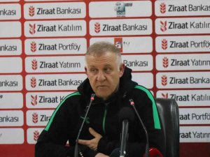 Mesut Bakkal: “Mağlup Olduk Ama Oyuncularımı Kutluyorum”