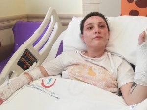 Kafe Yangınında Ağır Yaralanan Genç Kız: “Son 2 Ayı Hatırlamıyorum”