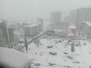 Kayseri’de 6 İlçede Eğitime Kar Engeli