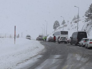 Kayseri’de Kar Yağışı Hayatı Olumsuz Etkiledi