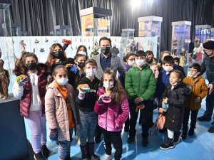 Dünya Kukla Festivali’ni 10 Bin Çocuk Ziyaret Etti