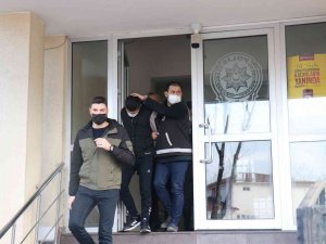 Sakarya’daki Şüpheli Ölümde Acı Detay: 4 Yaşındaki Kızının Önünde Can Verdi