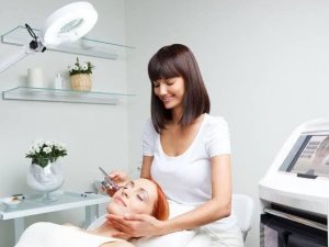 Uzmanından Genç Kalma Tavsiyeleri