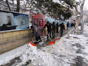 Bayburt’ta Yoğun Kar Mesaisi