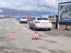 Kazaya Karışan Sürücünün Rahatlığı Pes Dedirtti