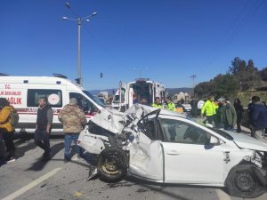 Milas-bodrum Karayolunda Zincirleme Trafik Kazası: 1’i Ağır 7 Yaralı