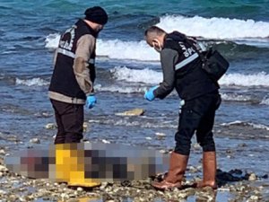 Çeşme’de Karaya Vurmuş Bir Ceset Bulundu