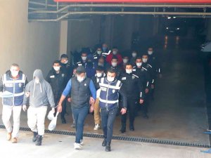 Antalya’da Eş Zamanlı Operasyonlarda 58 Aranan Şahıs Yakalandı