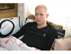 19 Yaşındaki Gencin İyileşmesi İçin Anne Sütü Gerekiyor