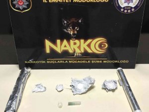 Evinde Uyuşturucu İle Yakalanan Şahıs Gözaltına Alındı