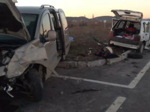 Tavşanlı’da Trafik Kazası: 4 Yaralı