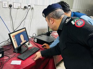Pakistan’da Erkek Çocuk Doğurmak İçin Hamile Kadının Kafasına 5 Santimetrelik Çivi Çaktılar
