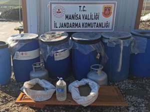 Manisa’da Bağ Evine Kaçak Alkol Baskını
