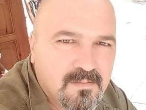 Fizik Öğretmeni Kalbine Yenik Düştü