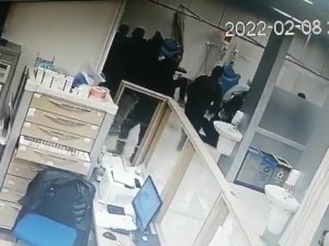 Gözü Dönen Hasta Yakınları 5 Hastane Personelini Feci Şekilde Darp Etti