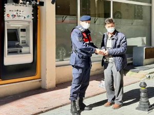 Dolandırıcılara Para Yatırırken Jandarma Engelledi