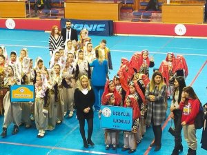 Tavşanlı Üç Eylül İ̇lkokulu Halk Oyunları Ekibi İl Birincisi Oldu