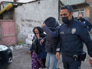 Hırsız Sevgililer El Ele Cezaevine