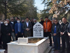 “Toros Kaplanı” Lakaplı Cengiz Elbeye, Mezarı Başında Anıldı