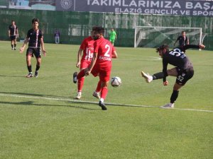 Elazığspor, Karaman Belediyespor Karşısında