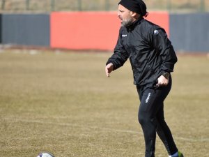 Uşakspor, A. 24 Erzincanspor Maçı Hazırlıklarını Tamamladı
