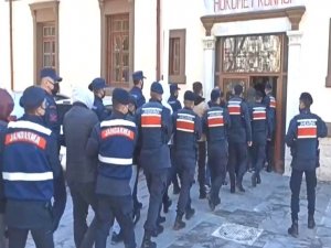 İ̇nsan Tacirleri Yakayı Ele Verdi