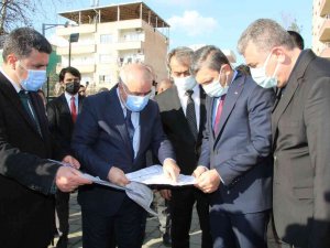 Vali Şahin Genişletilecek Atatürk Parkı’nda İncelemelerde Bulundu