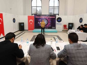 İ̇pekyolu’nda ‘Öğretmenim Ses Yarışması’ Heyecanı