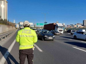 İ̇stoç Tem’de Çakarlı Denetiminde Sürücülere Ceza Yağdı