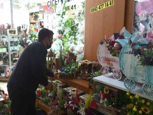 Diyarbakır’da Çiçekçilerde 14 Şubat Sevgililer Günü Yoğunluğu