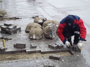 “Yeter Ki Kalpler Kırılmasın Gerisini Biz Tamir Ederiz”