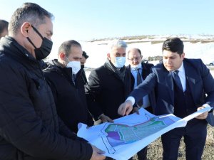 Tarıma Dayalı Sera Ve İ̇htisas Besi Organize Sanayi Bölgesi Alanlarında İncelemelerde Bulunuldu