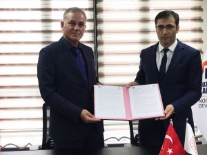 “İ̇hracat İ̇çin Üretim Alt Yapısını Güçlendirme” İsimli Projenin Destek Sözleşmesi İmzalandı