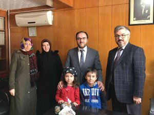 Gediz’de “Yolu İyilik Olsun” Kampanyasına Destek