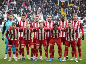 Sivasspor’da, Yeni Malatyaspor Müsabakası Öncesi 6 Eksik!