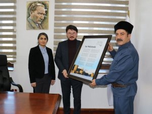 Ani Şehrinde Şiiri Kurumlarda Sergilenecek