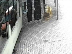 Suç Makinesi Çocuk Hırsız Son İşinde Yakayı Ele Verdi