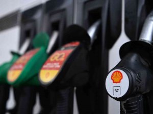 İ̇ngiltere’de Akaryakıt Fiyatları Tüm Zamanların En Yüksek Seviyesine Yükseldi