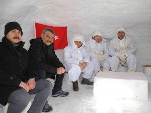 Jandarma Genel Komutanı Çetin, Tunceli’de Üs Bölgesini Ziyaret Etti