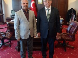 Edirne Roman Eğitim Gönüllülerinden Rektör Tabakoğlu İle Biraraya Geldi