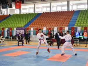 Elazığ’da Okul Sporları Müsabakaları Başladı
