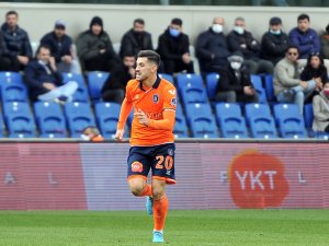 Başakşehir’de Yeni Trasnferler Pizzi Ve Trezeguet 11’de