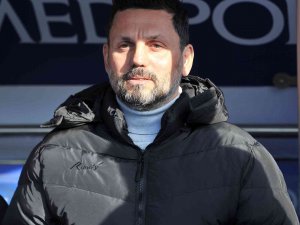 Eski Dostlar Emre Belözoğlu Ve Erol Bulut Karşı Karşıya