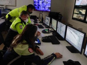 Trafik Denetimleri Kameralardan Yapılıyor