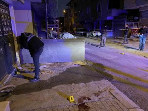 Tartıştıkları Şahsı Hem Silahla Vurdular Hem De Bıçakladılar