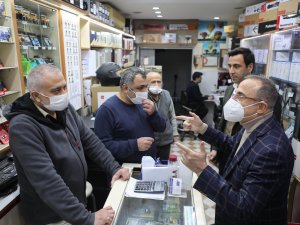 Başkan Sürekli, Alsancak’ta Esnaf Turu Yaptı