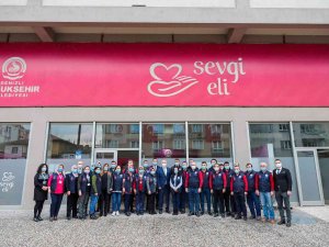 Hayırseverlerden İhtiyaç Sahiplerine Sevgi Eli