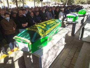 Anneanne, Kızı Ve Torunu Son Yolculuğuna Uğurlandı