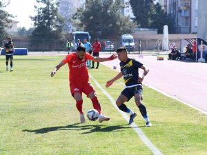 Tff 2. Lig: Tarsus İ̇dman Yurdu: 1 - Pendikspor: 3