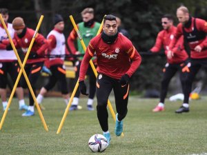 Arda Turan Ve Emre Kılınç Takımla Birlikte Çalıştı